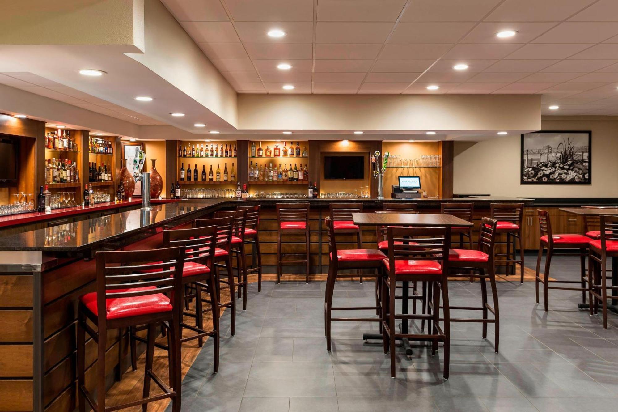 Four Points By Sheraton Milwaukee Airport Ngoại thất bức ảnh